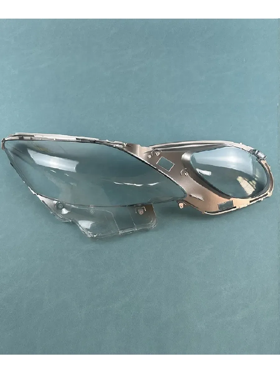Стекло фары Lexus GS300, GS350 2005-11 правое