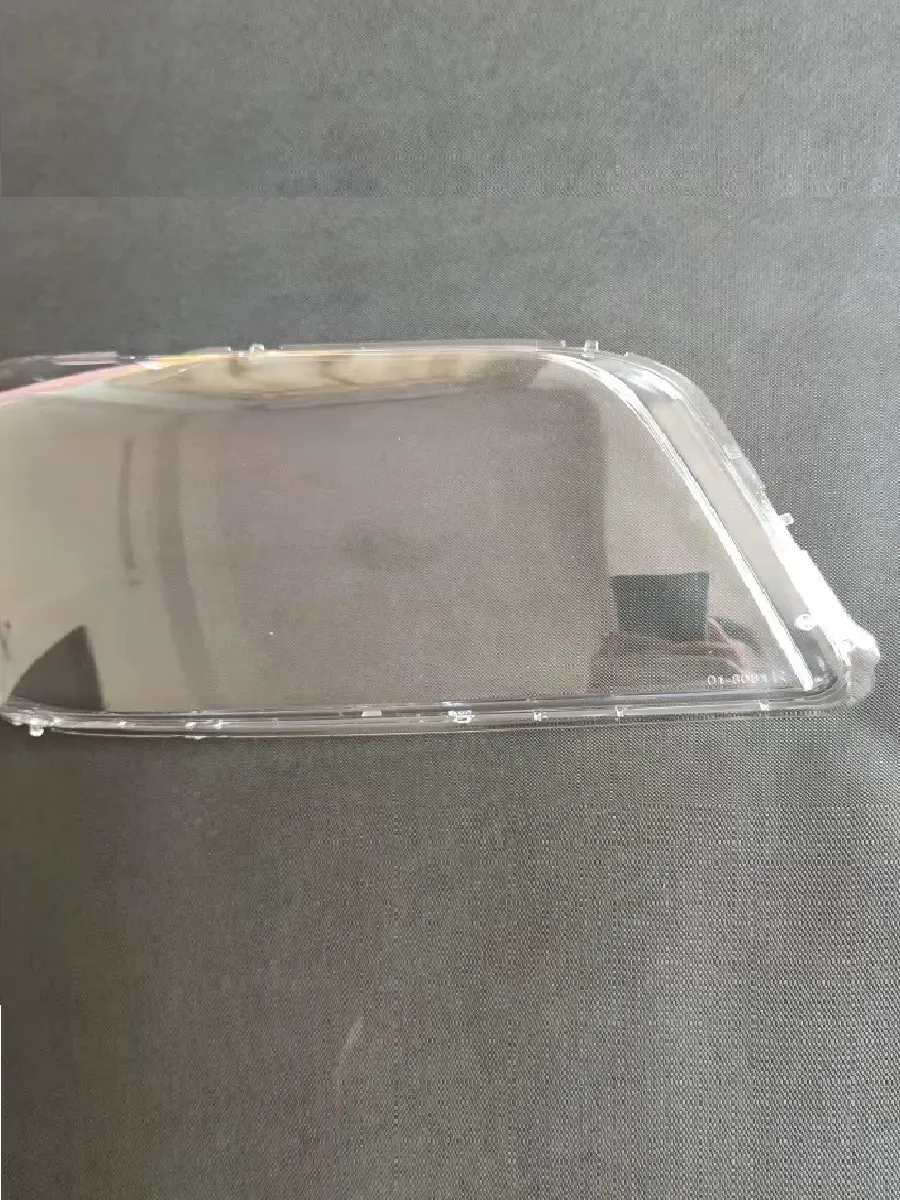 Стекло фары Toyota Highlander рестайлинг 2003 - 2006г.